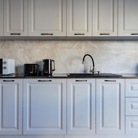 The Corner Luxe Apartment Bucharest Luaran gambar